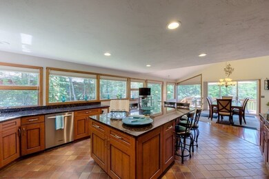 81 Pumpkin Ln, Charlton, MA 01507 - photo 4
