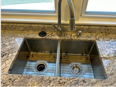 103 Lake St unit 1, Webster, MA 01570 - photo 6