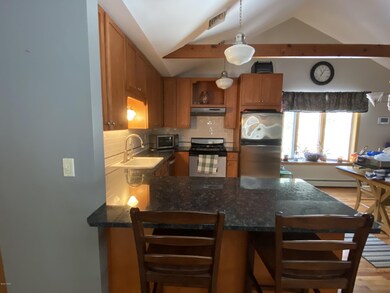 119 Greenwood Cir, Milford, PA 18337 - photo 5