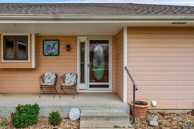 3504 SW Kent Ct, Topeka, KS 66614 - photo 6