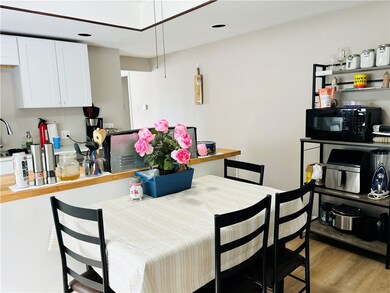 21 Sweet Ave, Pawtucket, RI 02861 - photo 2