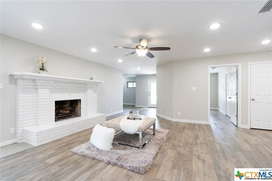 15760 Lawsons Point Rd, Temple, TX 76502 - photo 6