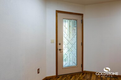 3120 Sleepy Hollow Loop - 24