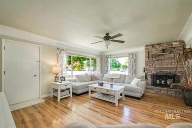 523 S Elder St, Nampa, ID 83686 - photo 4