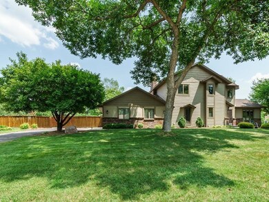 17021 Creek Ridge Trail, Minnetonka, MN 55345 - photo 3