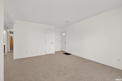 2418 E 51st St unit A, Davenport, IA 52807 - photo 7