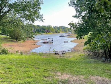 2107 Windy Cove Ln, Talbott, TN 37877 - photo 2