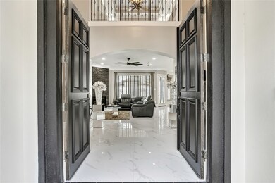 918 Seagler Rd, Houston, TX 77042 - photo 3