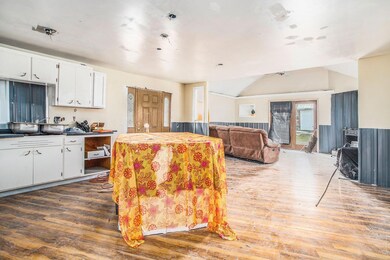 236 Sorin living space