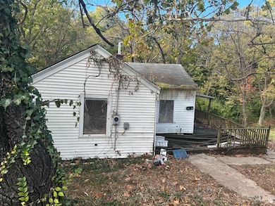 1521 Hunt Rd, Cincinnati, OH 45215 - photo 2