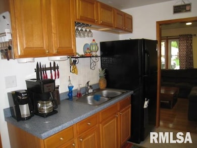 3003 W 71st St, Davenport, IA 52806 - photo 4