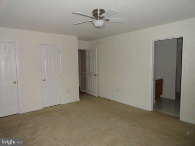 218 Oakridge Dr, Harpers Ferry, WV 25425 - photo 7