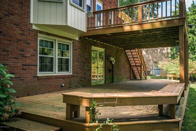 3203 Cherry Tree Ln-07