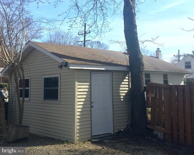 6422 Jodie St, New Carrollton, MD 20784 - photo 5