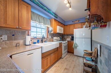 Kitchen 3