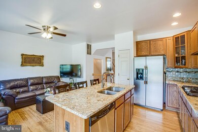 14202 Hunters Run Way, Gainesville, VA 20155 - photo 6