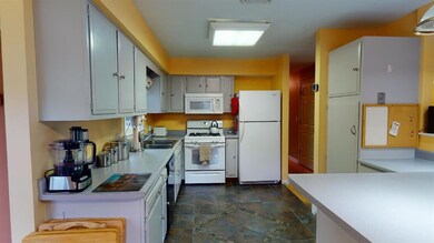 97 Huntington Acres, Richmond, VT 05477 - photo 7