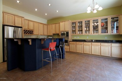 Lots of Room to Entertain!