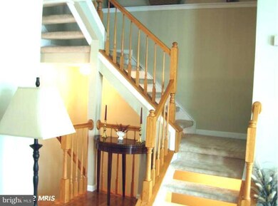 46750 Graham Cove Square, Sterling, VA 20165 - photo 2