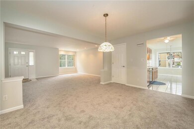 7276 Sauerkraut Ln unit G, MacUngie, PA 18062 - photo 4