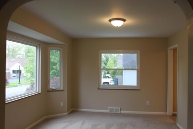 2555 E Livingston Ave, Columbus, OH 43209 - photo 4