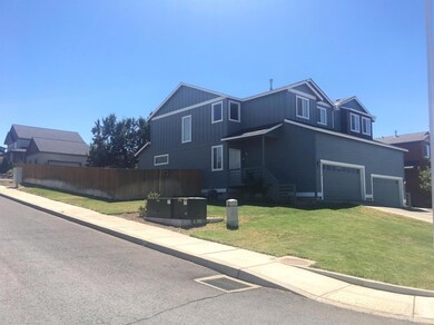 4110 SW Reindeer Ave, Redmond, OR 97756 - photo 2