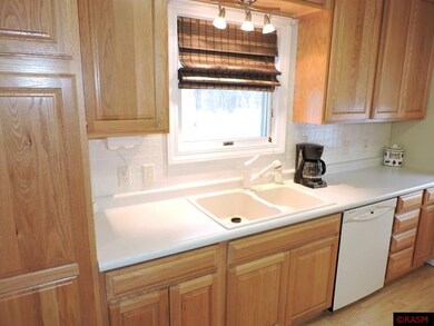 1634 N Broad St, Mankato, MN 56001 - photo 5