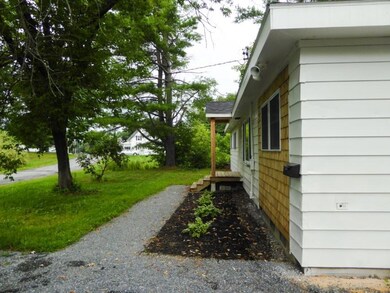 29 Mitchell St, Skowhegan, ME 04976 - photo 7