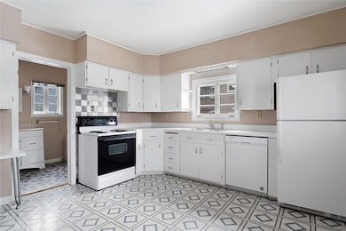 30 Paige St, Owego, NY 13827 - photo 5