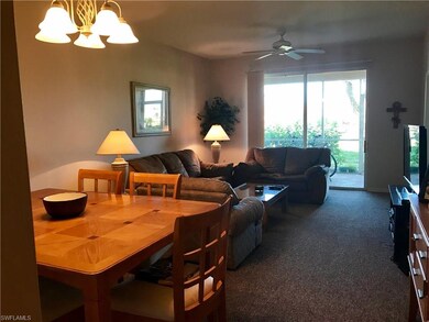Dinette/family room