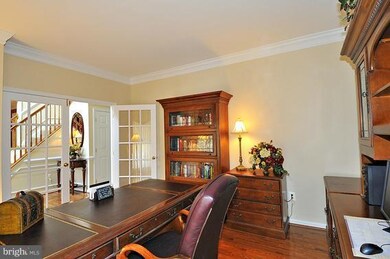 808 Cornwall Ct, Sykesville, MD 21784 - photo 7