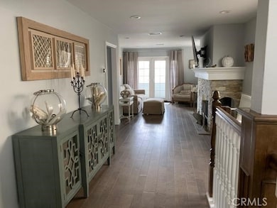 122 Roycroft Ave unit C, Long Beach, CA 90803 - photo 4