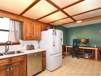 2613 W Boston St, Broken Arrow, OK 74012 - photo 5