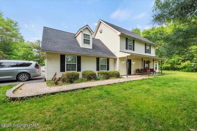 284 Orchard View Dr, Effort, PA 18330 - photo 2