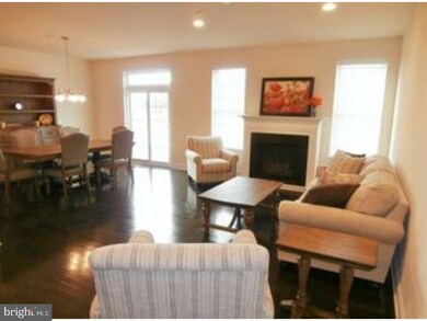 118 Nicole's Way unit 39, Morrisville, PA 19067 - photo 3