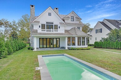 and a Hamptons pool.