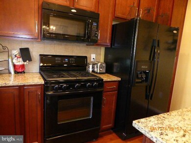 42749 Straloch Terrace, Ashburn, VA 20147 - photo 7