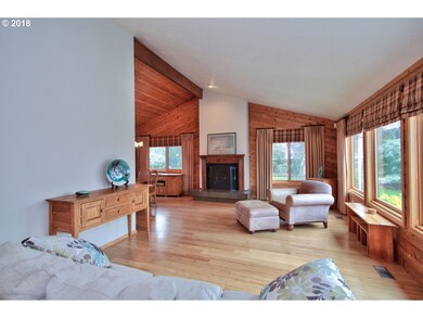 19343 Suncrest Dr, West Linn, OR 97068 - photo 2