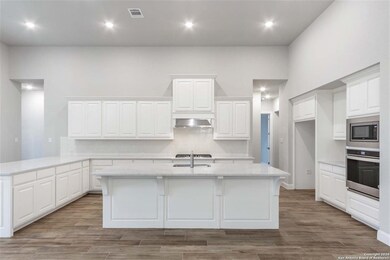 3718 Monteverde Way, San Antonio, TX 78261 - photo 3