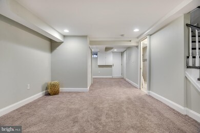 3907 Rokeby Rd, Baltimore, MD 21229 - photo 4