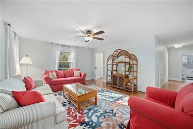 7605 Atlantic Ave unit A, Virginia Beach, VA 23451 - photo 4