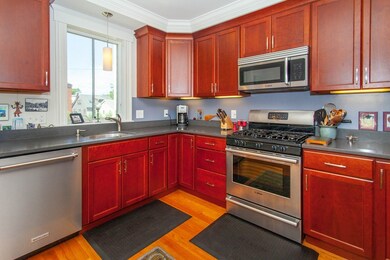 221 Beacon St unit 1, Somerville, MA 02143 - photo 4