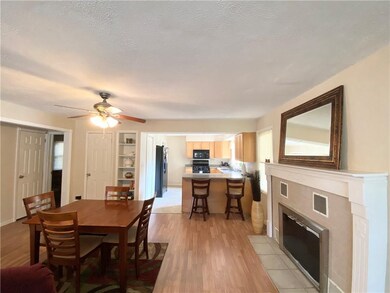 220 9th St, Covington, IN 47932 - photo 7