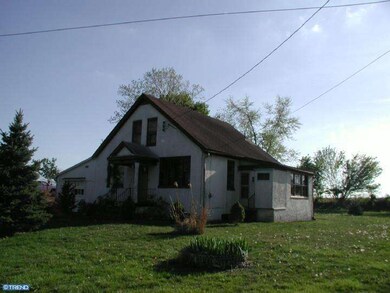 96 Hughes Hill Rd, Shoemakersville, PA 19555 - photo 2