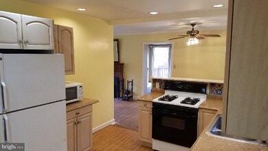 13609 Lewisdale Rd, Clarksburg, MD 20871 - photo 2