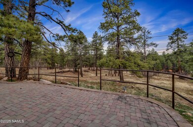23-south-paseo-del-flag-flagstaff-az-usa