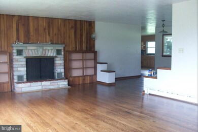 2404 Trevanion Rd, Taneytown, MD 21787 - photo 2