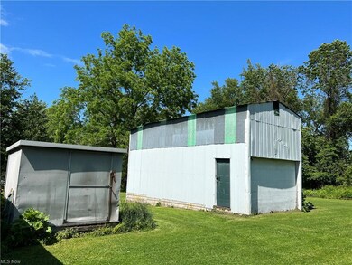 12 x 32 Boat / RV storage pole building and shed.