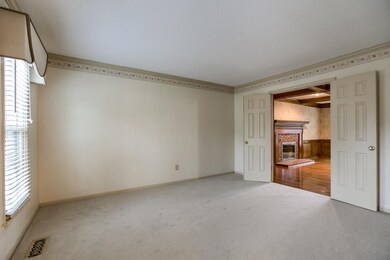 7933 Oakview Dr, Lenexa, KS 66215 - photo 5