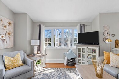 73 Zachariah Place, Warwick, RI 02889 - photo 6